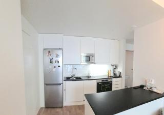 Bright two-room apartment with a balcony in Kalasatama - Helsínquia - 4