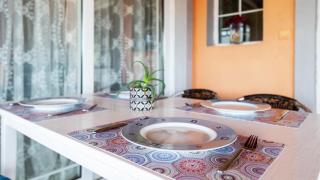 Lovely Traditional House - 3