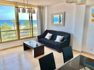 Apartamento Dalí frente al mar - 9
