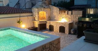 Traumferienwohnung mit privatem Pool & gemütlicher Grillecke am Meer, Kroatien, Istrien, Liznjan bei Medulin - Bester Urlaub an der Adria, für Paare - Ližnjan - 0