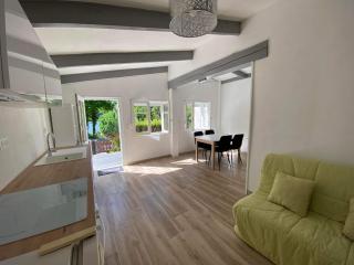 Maison bord de lac de charmes - 3