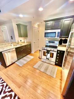 COZY DOWNTOWN APARTMENT-Naval Academy Vicinity - Annapolis - 2