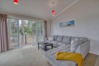 Front Row Beachfront - Binalong Bay - 6