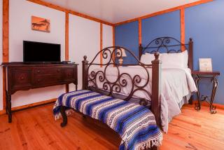 Round Top Hotel - Round Top - 3