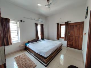 SS LUXURY Comforts-Two bedroom - Chikmagalūr - 9