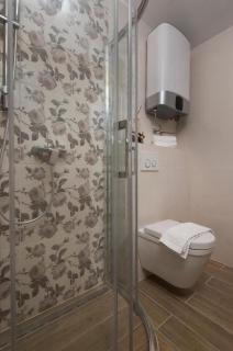 Villa J&J Apartments Residence with Swimming pool - Podstrana - 4