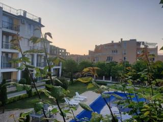 Seaside 1-BR Apartment with Pool Access - Byala - 8