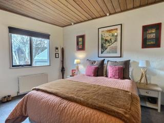 Snow Gums Apartment 4, alpine-getaways - Dinner Plain - 2