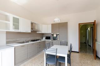 JOIVY Family Flat with 3 Balconies, 10 Min to Beach - Moneglia - 4