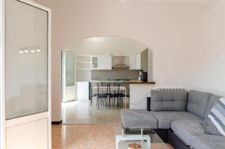 JOIVY Family Flat with 3 Balconies, 10 Min to Beach - Moneglia - 8