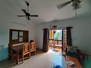 Kingfisher House by Oxystays - 9