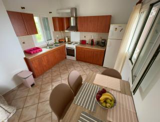 Coastal Charm-Getaway to Artichoke's Seaside Oasis - Xerokampos - 4