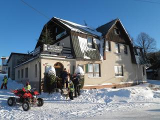 RESTAURACE A PENZION MÁJA - 3
