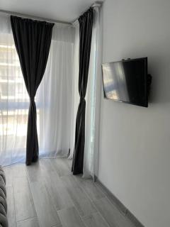 Maya Apartament Nord10 by Alezzi Parking&Pool - Năvodari - 1