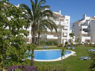 2 Bed ground floor apartment in prestige golf complex - Mijas Costa - 0