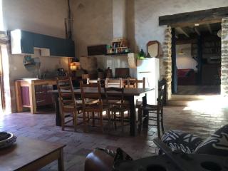 Jolie maison ancienne adaptée aux petits groupes - Maison Peyri - - 8