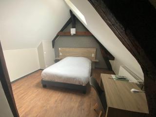LOGIS - Hôtel & Restaurant Saint Nicolas - Chaumont-en-Vexin - 9