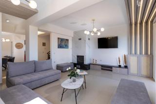 Villa Aretousa 2 - 1