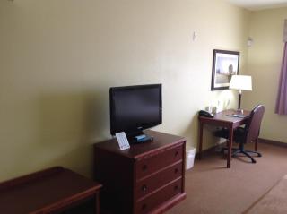 Best Western Plus Butterfield Inn - Hays - 7