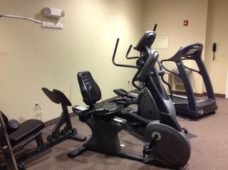 Best Western Plus Butterfield Inn - Hays - 4