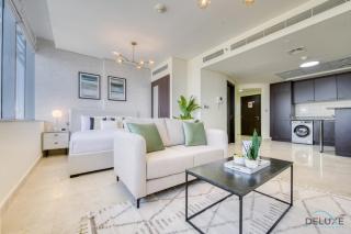 Great Deal Cozy 1BR with Pool & City Views by Deluxe Holiday Homes - Dubai - 9