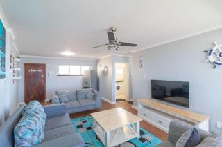 14 Warnerdoone Beachfront Apartment - Kingsburgh - 3