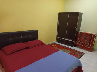 Hajjah Norma Homestay - Kangar - 9