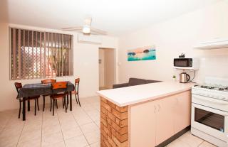 Carnarvon Central Apartments - Carnarvon - 7