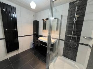 Appartement T2 à Cambo-les-Bains, proche centre et thermes, avec terrasse, parking, et accès internet - FR-1-495-74 - Cambo-les-Bains - 4