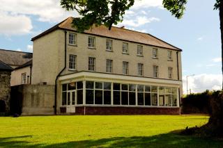Ashbrook Arms Townhouse and Restaurant - 9