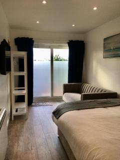 Harbour Top Studio - with parking - Whitby - 8