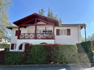 Appartement T1 Bis avec jardin privé et piscine, 4 pers, Cambo-les-Bains - FR-1-495-13 - Cambo-les-Bains - 9