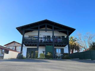 Appartement T1 bis à Cambo, proche thermes et centre, RDC, terrasse, parking, internet, animal toléré - FR-1-495-12 - Cambo-les-Bains - 0