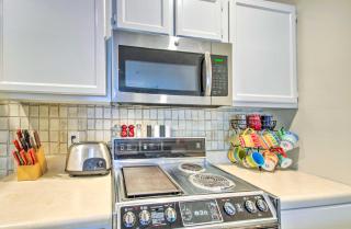Pool Days and Water Fun Await Lake Ozark Escape! - Lake Ozark - 2