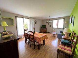 Spacieux T3 au 1er étage, proche centre, 4 couchages, balcon, internet - Cambo-les-Bains - FR-1-495-54 - Cambo-les-Bains - 8