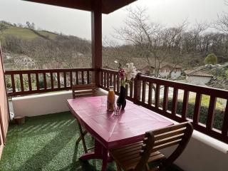 Charmant T2 avec terrasse et piscine, proche des thermes à Cambo-Les-Bains - FR-1-495-59 - Cambo-les-Bains - 1