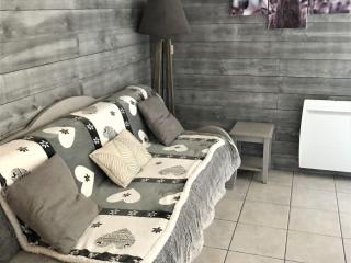 Chalet rénové 7 pers, 2 chambres, parking, animaux admis - FR-1-504-68 - 8