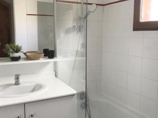 Chalet mitoyen rénové 3 pièces, 7 pers, terrasse, parking, animaux admis - FR-1-504-69 - Le Dévoluy - 2