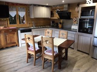 Charmant T2 avec terrasse ensoleillée, proche navette, animaux admis, parking - FR-1-467-32 - Le Grand-Bornand - 5
