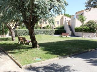 Appartement avec Terrasse, 6 Couchages, à 2 Pas de la Plage - Gruissan - FR-1-229-777 - Gruissan - 0