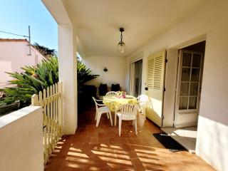 RDC de Villa de 35 m2 - 400 m Plage - Six-Fours-les-Plages - 8
