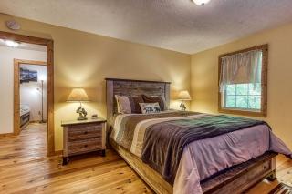 Laurel Cottage, 560 FREE tickets each paid day, Hot Tub, Pool Table! - 1