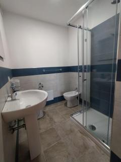 APPARTAMENTO CON 3 CAMERE CON BAGNO INTERNO, CUCINA Sea & Sun 3 - Triscina - 5
