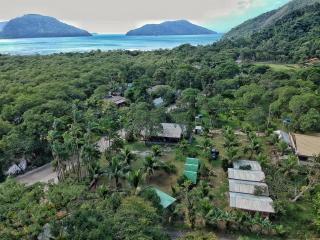 Piratas Cabanas Camping Bar - Paraty-Mirim - 3