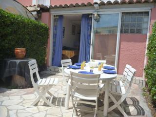 Maison avec Piscine, Tennis, Pétanque, Parking et Proche Plage - FR-1-387-171 - 4