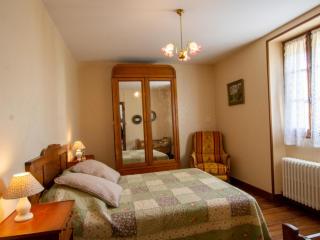 Maison Périgourdine avec Jardin, Vélos, Terrasse et Proche Nature - FR-1-616-133 - Thiviers - 1
