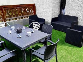 Appartement avec grande terrasse, proche pistes, capacité 6 personnes - FR-1-516-167 - 9