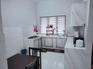 Yoni Homestay - Kampung Raja - 4