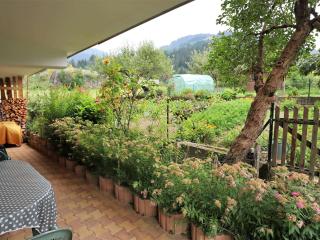 Appartement lumineux 75m² pour 4, coeur Arêches, terrasse, 2 chambres, parking privé, proche tout - FR-1-342-236 - 8