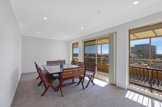 Taylor Apartment - 1